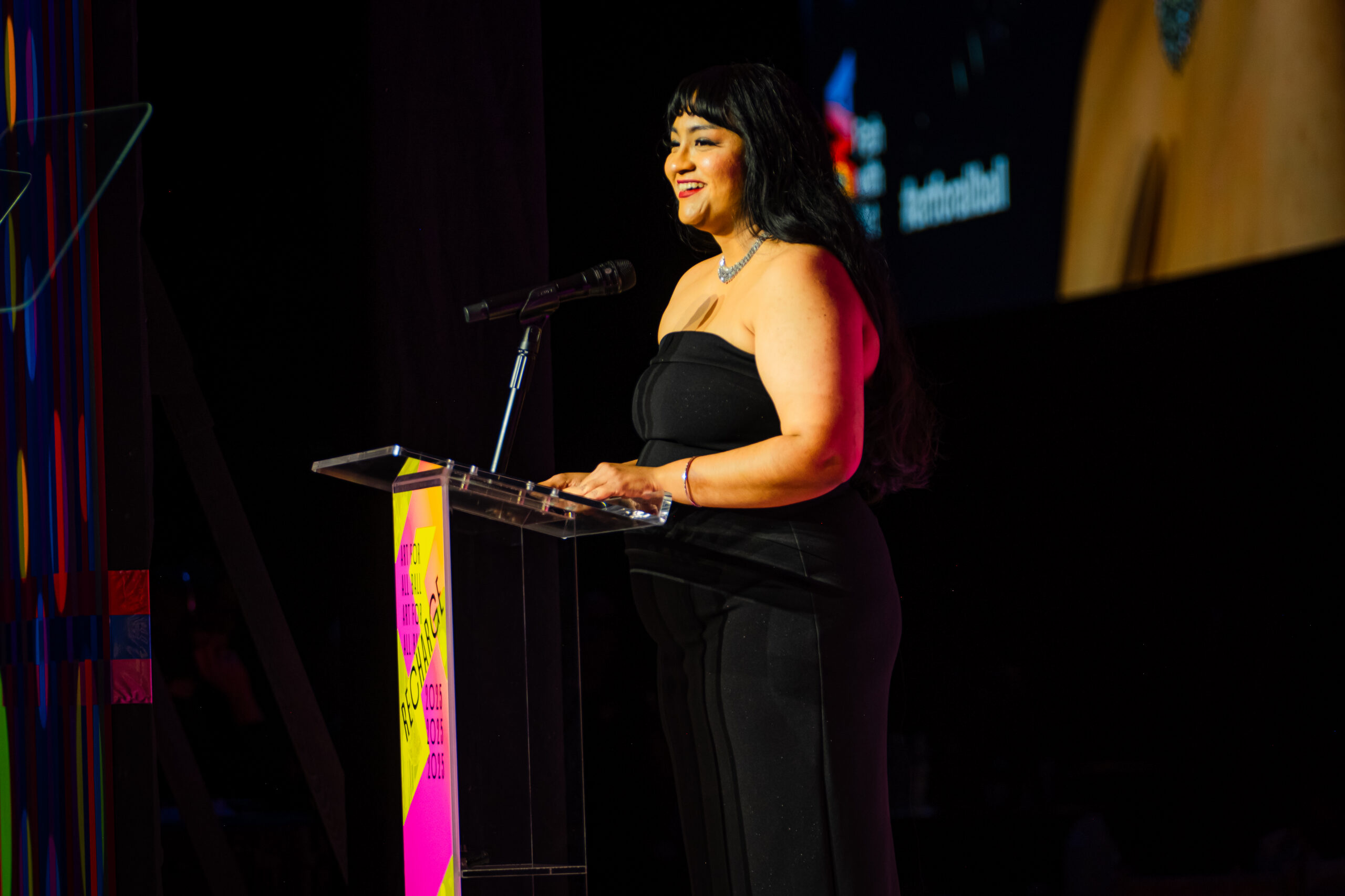 A Participant Artist speaks at Path with Art's annual Art for All Ball.