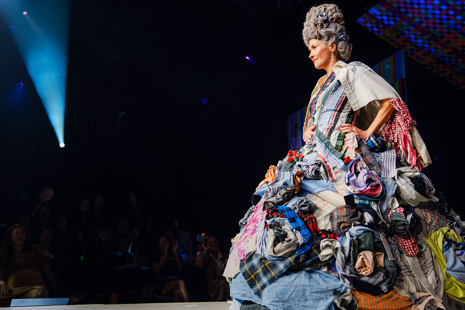 Angela Dunleavy models found fashion at the 2025 Art for All Ball.